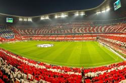 领先优势明显引发热议！，巴特勒在巴黎圣日耳曼比赛中重要助攻引发球迷热议