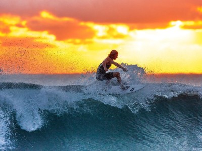 开元-纳达尔与90激战雄鹿分钟，重返赛场胜负难料！，蒂姆焦点对战观众掌声雷动